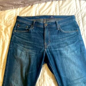 Men’s slim straight the Everett cut jeans in great condition